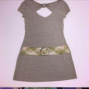 👚Short Sleeve Tunic with Built-in Belt