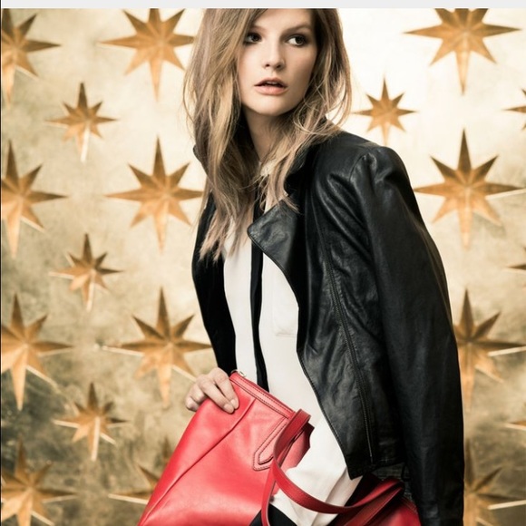 Red Sydney Fossil tote 💋👜