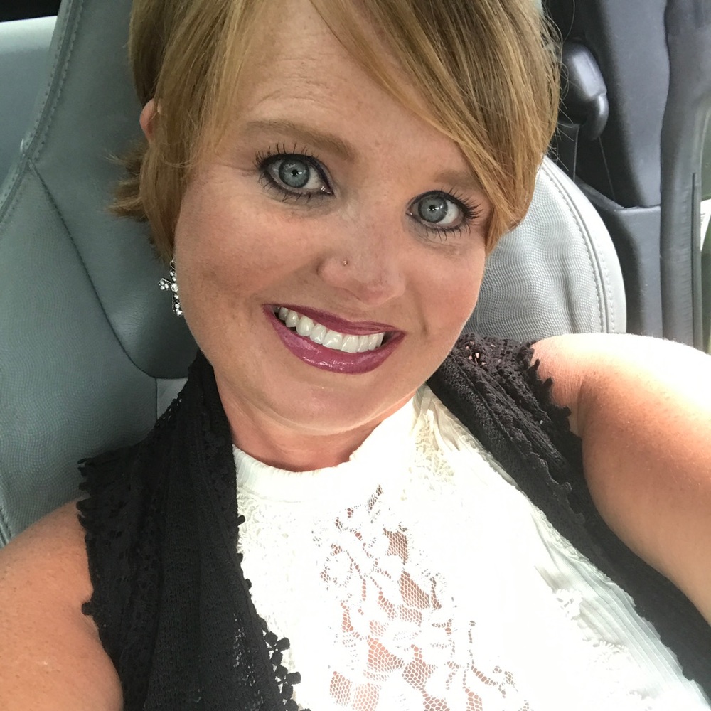 Meet your Posher, Crystal