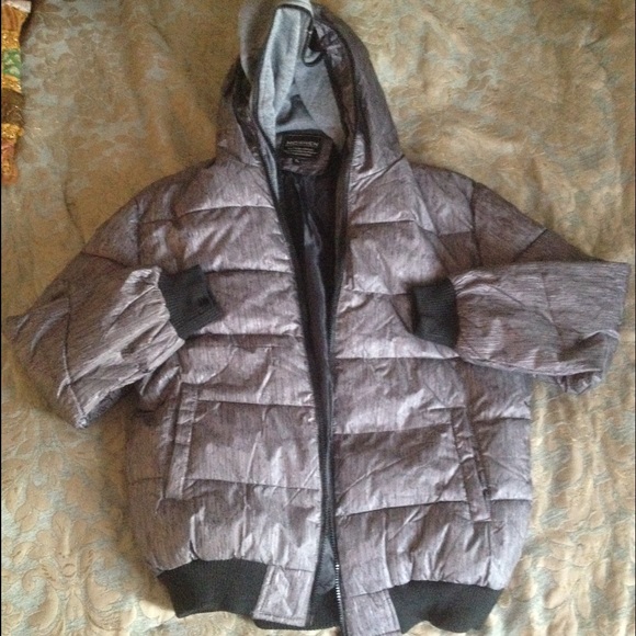 New men silver jacket down coat medium