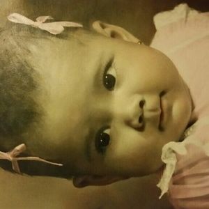 Meet your Posher, Macaria