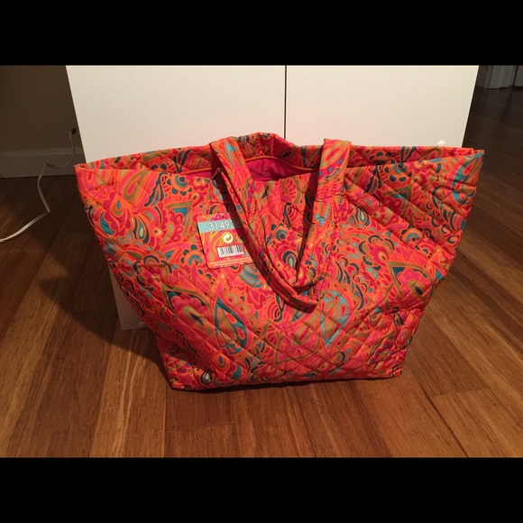 Quilted duffle