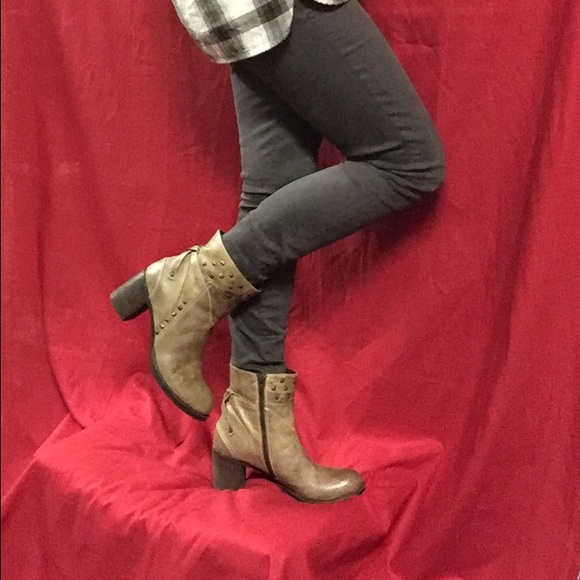 Giove Ankle Boots