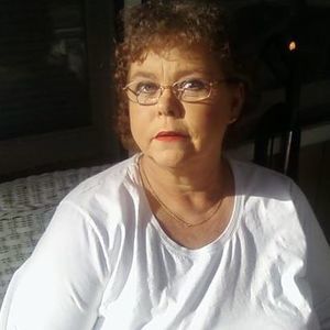 Meet your Posher, Claudia