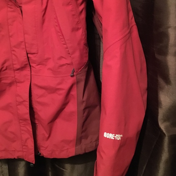 North Face Gortex red jacket - Picture 2 of 4