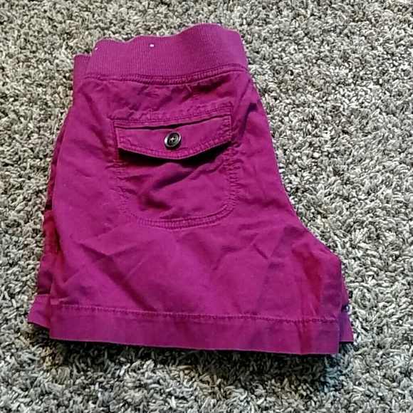 Shorts - Picture 2 of 3