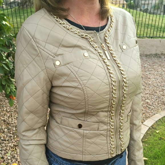 SALE!! Beautiful tan jacket with gold accessories - Picture 2 of 4
