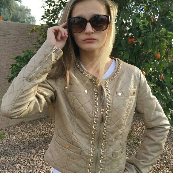 SALE!! Beautiful tan jacket with gold accessories - Picture 4 of 4
