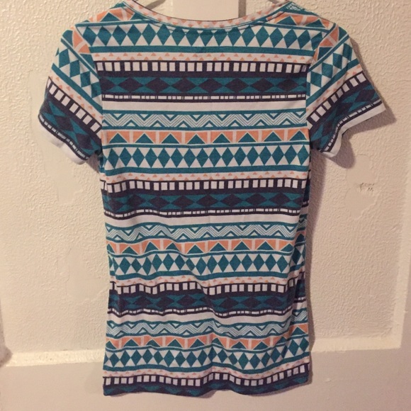 SOLD- Nollie Tribal Aztec Tee Shirt size XSMALL - Picture 2 of 4