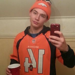 Meet your Posher, Justin