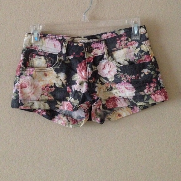 Floral shorts