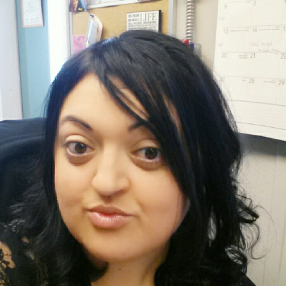 Meet your Posher, Rebecca