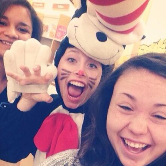 Meet your Posher, Paige