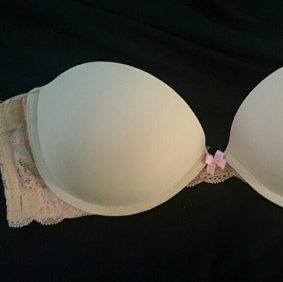 Strapless push-up bra