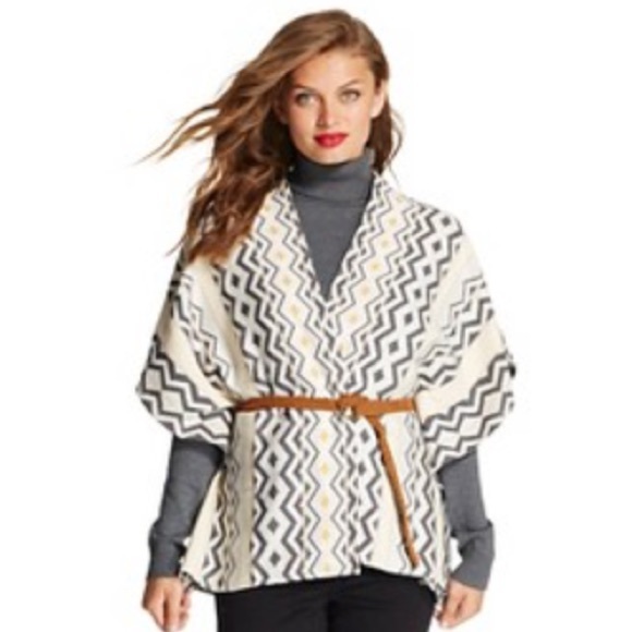 Women's xhilaration poncho Aztec m/l