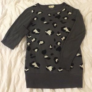 Cute Gray Leopard Cheetah Print Sweater!!