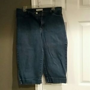 Levi 512 cropped jeans