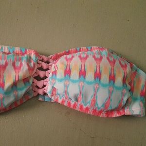 Strapless bikini top