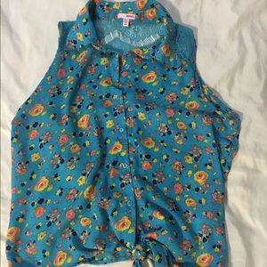 Great floral multi colored top