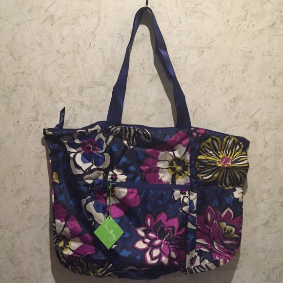 NWT Vera Bradley Oversized Tote in African Violet