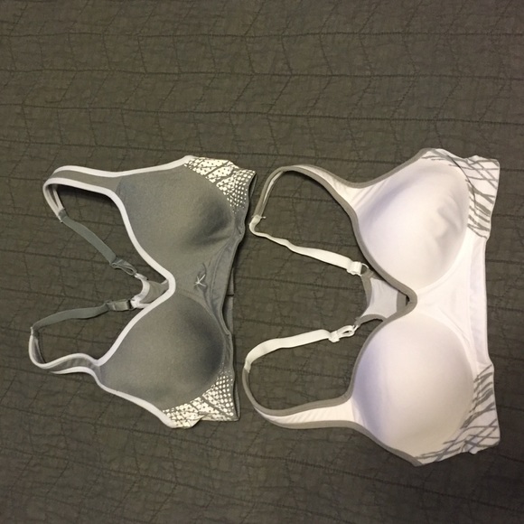 Danskin adjustable sports bras size 32B