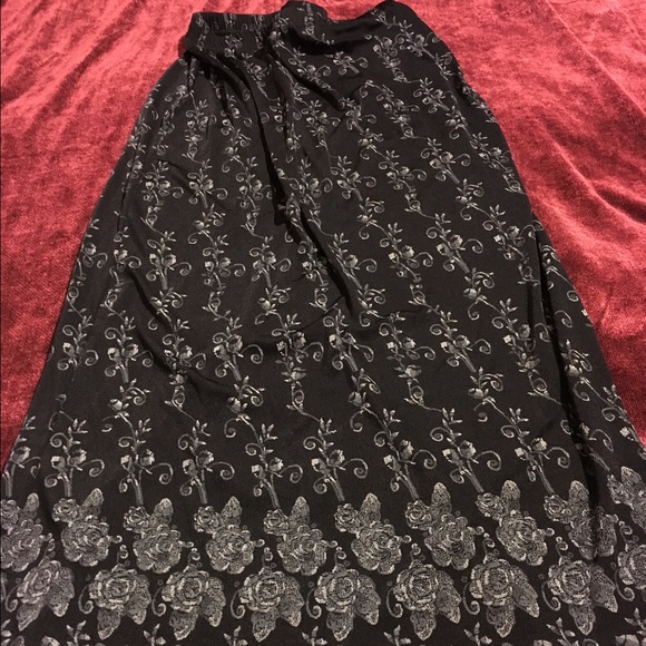 Divine Dresses & Skirts - Beautiful long silver and black skirt