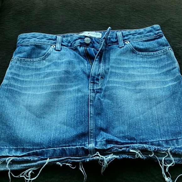 Tommy Hilfiger denim skirt