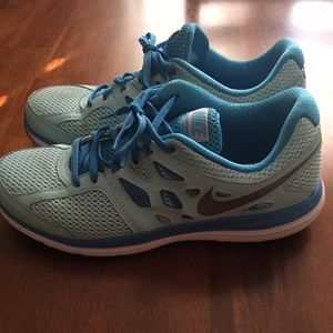 Womens Nike sneakers size 10