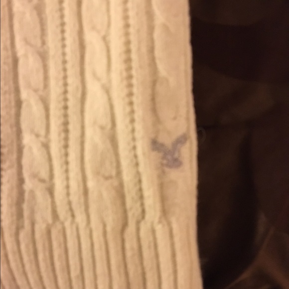 American eagle sweater - Picture 2 of 3