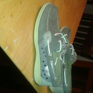 Brand new grey and silver Sperry's