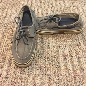Sperry topsiders
