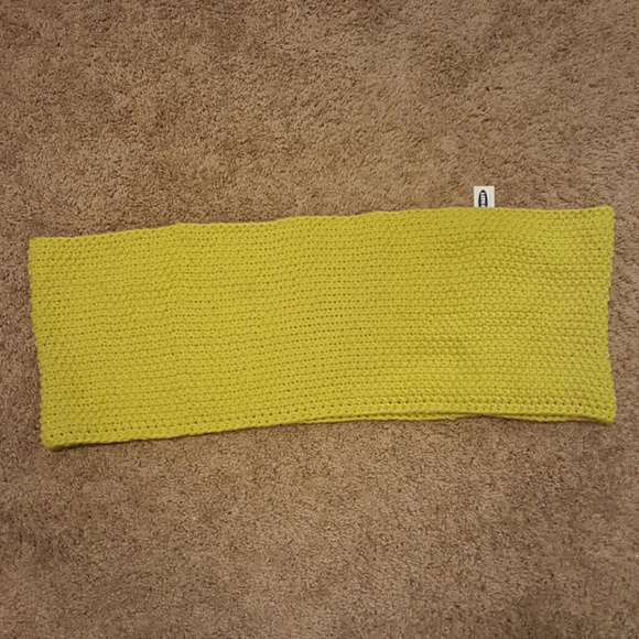 Mustard Yellow Knit Scarf
