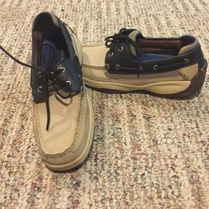 Sperry topsiders