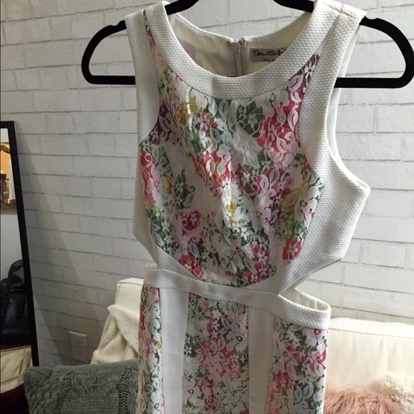 Miss Selfridge Floral Cutout Dress in US 6