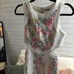 Miss Selfridge Floral Cutout Dress in US 6