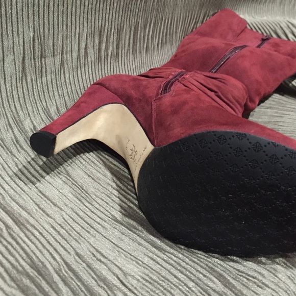 Boots - Picture 2 of 3