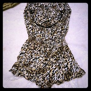 Chettah print sleevless romper