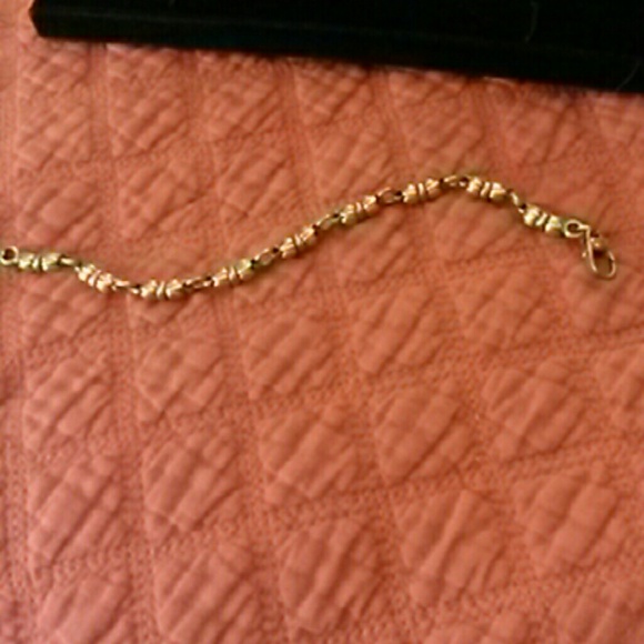 Bracelet