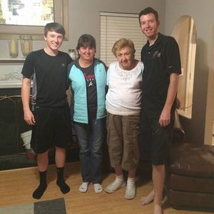 Meet your Posher, Melissa