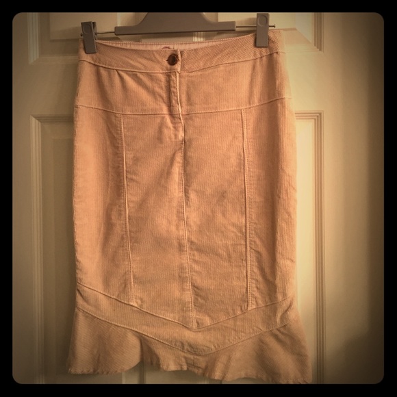 Bebe light brown corduroy mermaid skirt 🎉