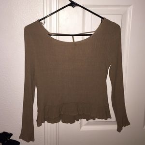 Tillys top size small
