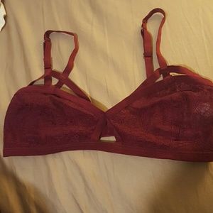 Delicate maroon bra
