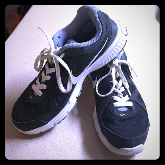 Nike Revolution tennis shoes