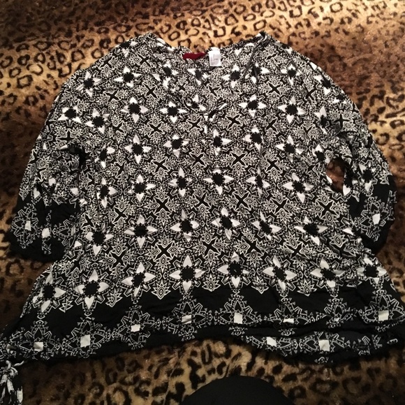 Black and white tribal print shirt