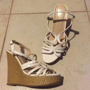 White wedges