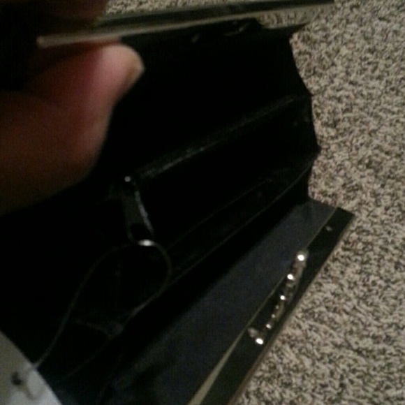 Real Wallet - Picture 2 of 4