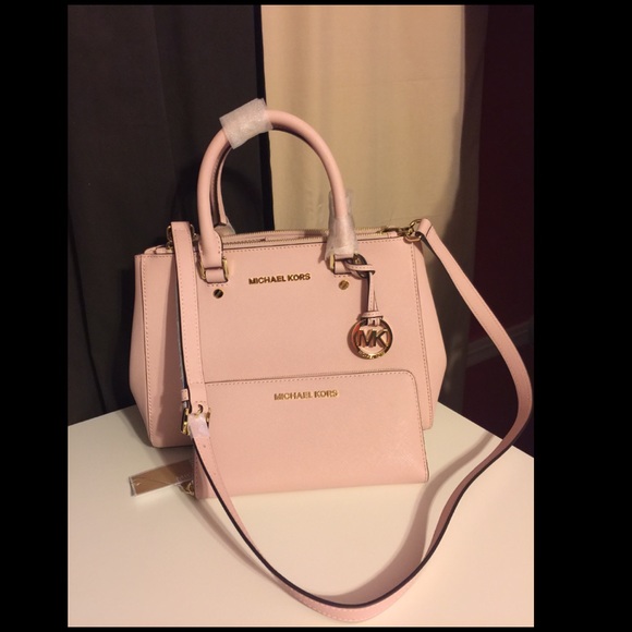 Michael Kors hand bag