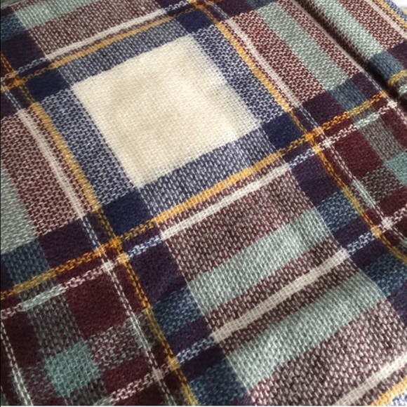 Blanket Scarf cream/dusty grn/blu/brgy - Picture 4 of 4