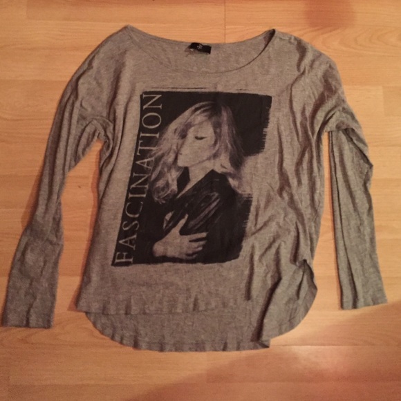 Avril Lavigne Shirt
