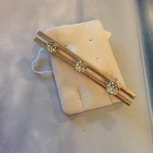 Brooche